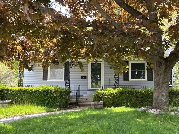 745 North St, Milan, MI 48160