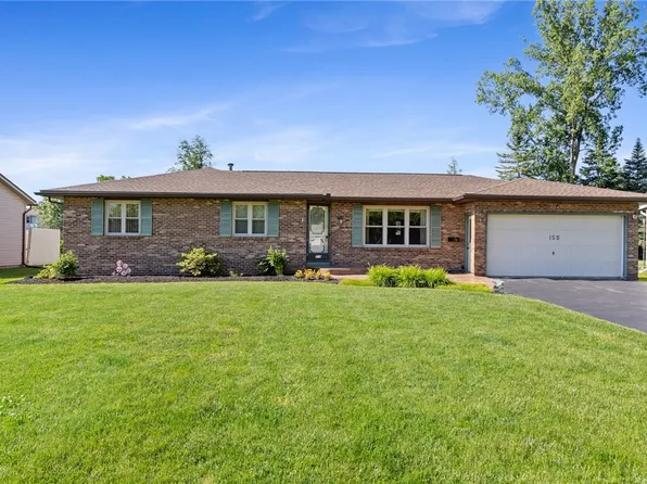159 Applegrove Dr, Rochester, NY 14612