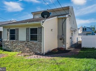 220 Woodland Ave, Reading, PA 19606