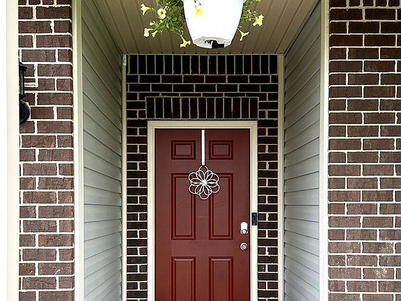 3rd image of 1709 Red Clay Dr