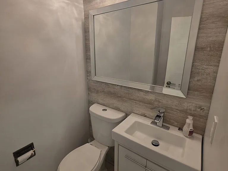 62 Deverill Cres — Photo 11