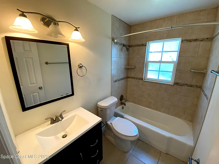 304 Buchanan Ave #2 — Photo 7