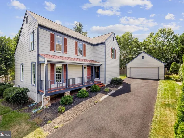 15 Linden Hill Way SW, Leesburg, VA 20175