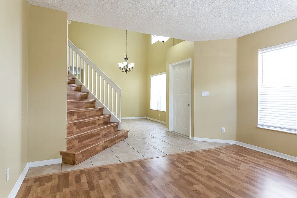 3 bed, 2.5 bath, 1810 sqft, $4,400 — Photo 2