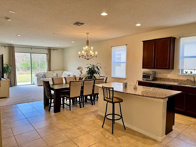 8762 Micmac Ct — Photo 4