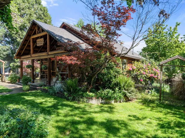 645 E California St, Jacksonville, OR 97530