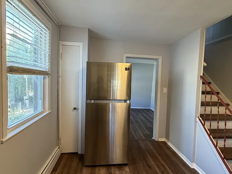 638 N 5th St #4 — Photo 9