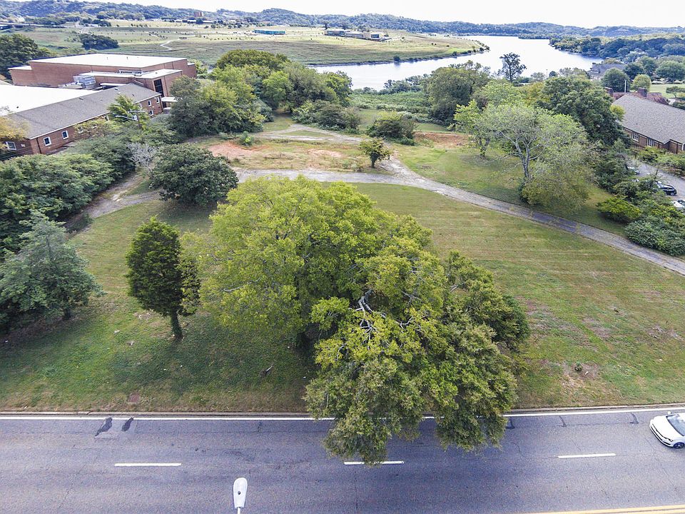 1st image of 3222 SW Kingston Pike