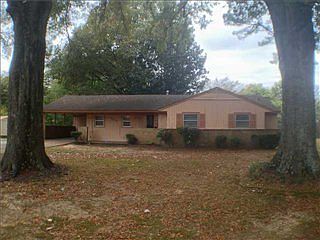 1st image of 360 Parkdale Dr