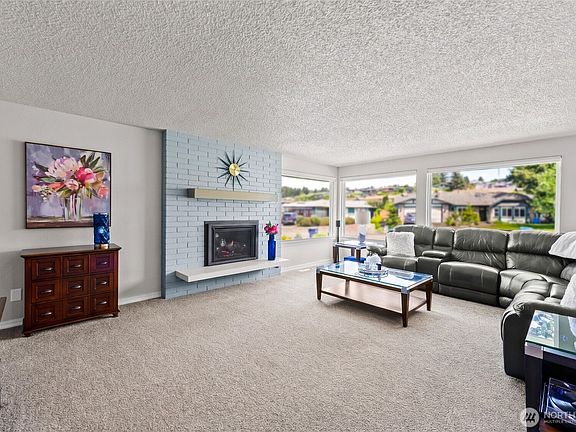 4th image of 2316 Vista View Drive