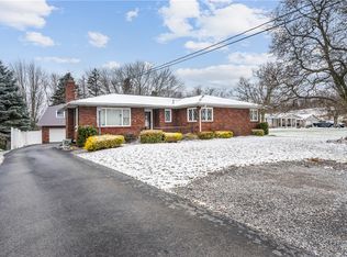 4406 Ellwood Rd, New Castle, PA 16101