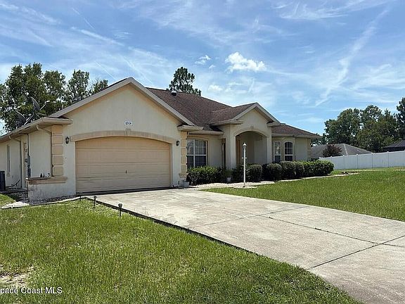 3rd image of 8504 SW 133rd Lane Rd