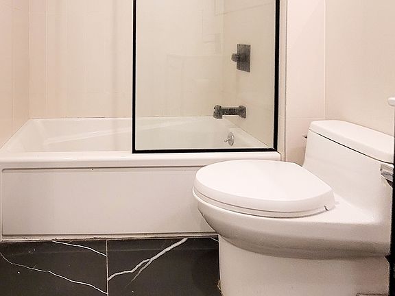 3rd image of 162 Stuyvesant Ave #2BB