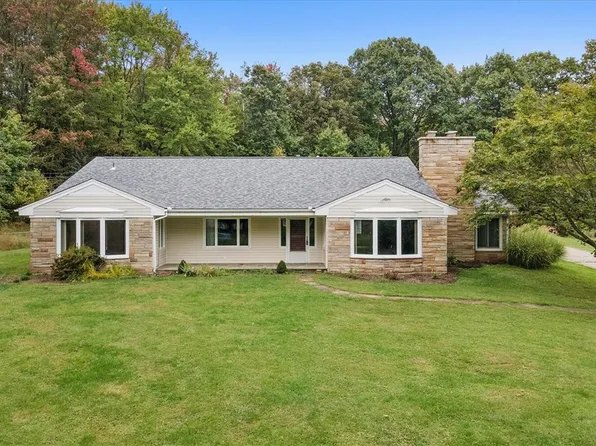 1485 Montgomery Rd, Allison Park, PA 15101
