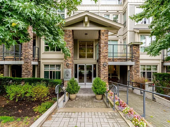 265 Ross Dr #106, New Westminster, BC V3L 0C8