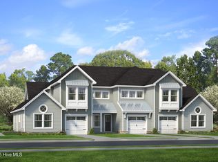 7432 Springwater Dr, Wilmington, NC 28411