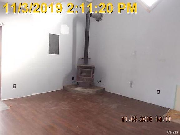 3rd image of 19 & 21 Mechanic St