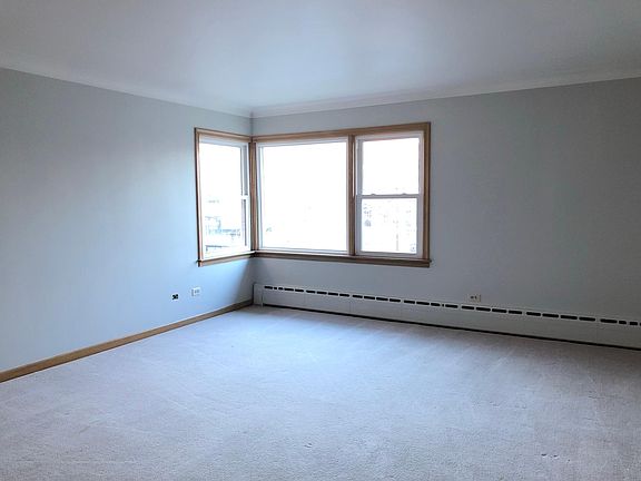 4th image of 1942 Kenilworth Ave APT 2