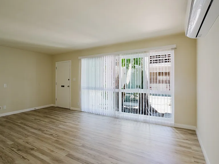 4503 Fulton Ave #B — Photo 15