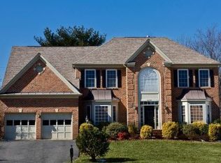 6298 Willowfield Way, Springfield, VA 22150