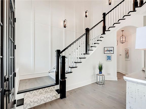 3rd image of 20521 Chatham Hills Blvd