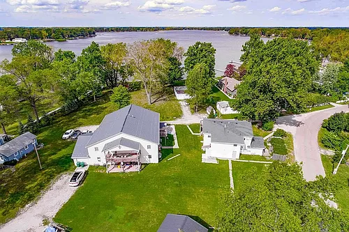 4479 E Shore Dr Photo 1