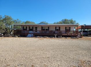 225 Coultress Rd, Kerrville, TX 78028