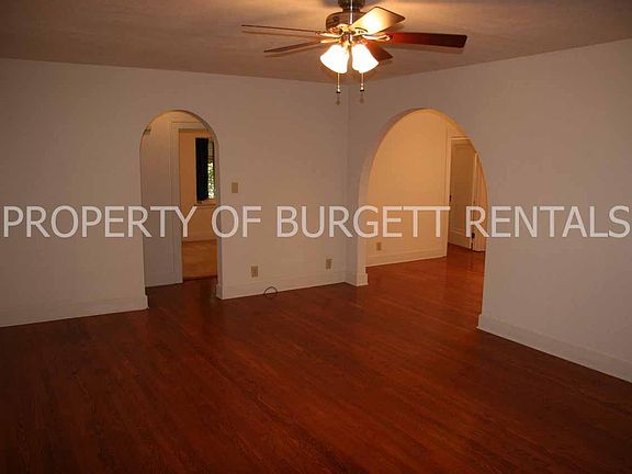 3rd image of 215 Lincoln St