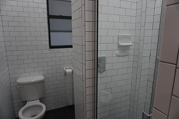 Rented by MQ Realty LLC | media 11