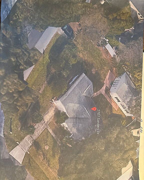 1st image of 2707 Sanders Dr