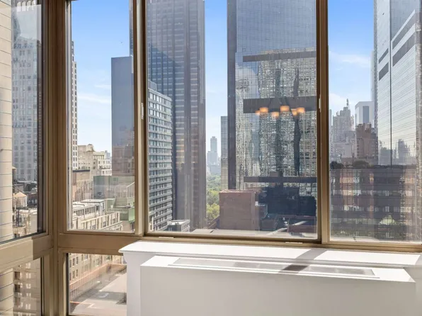 2 Columbus Avenue image 25 of 31