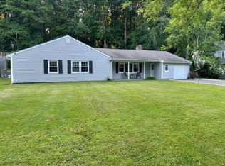 234 Dalmeny Rd, Briarcliff Manor, NY 10510