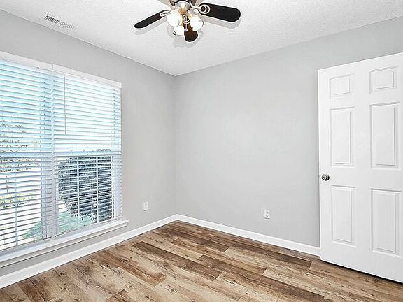 5th image of 4508 Doves Nest Ct