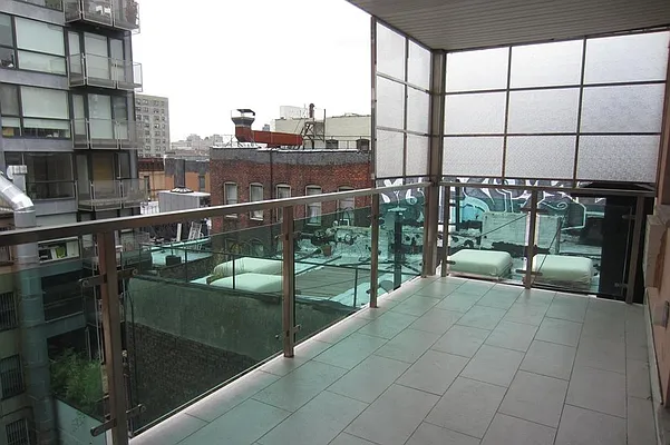 Sold by Corcoran | media 3
