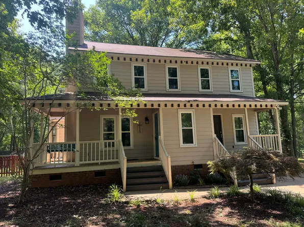 2305 Whispering Pines Dr, Clayton, NC 27520