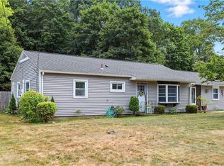 7 Douglas Cir, Smithfield, RI 02828