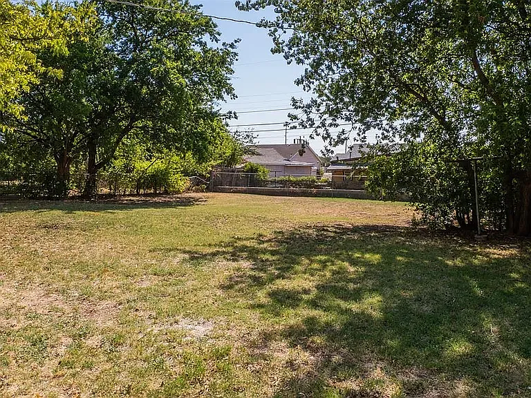 1206 NW Baldwin Ave — Photo 10