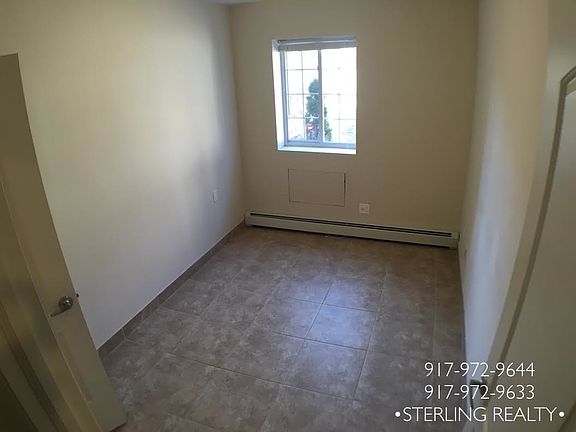 3rd image of 3161 37th St APT 1R