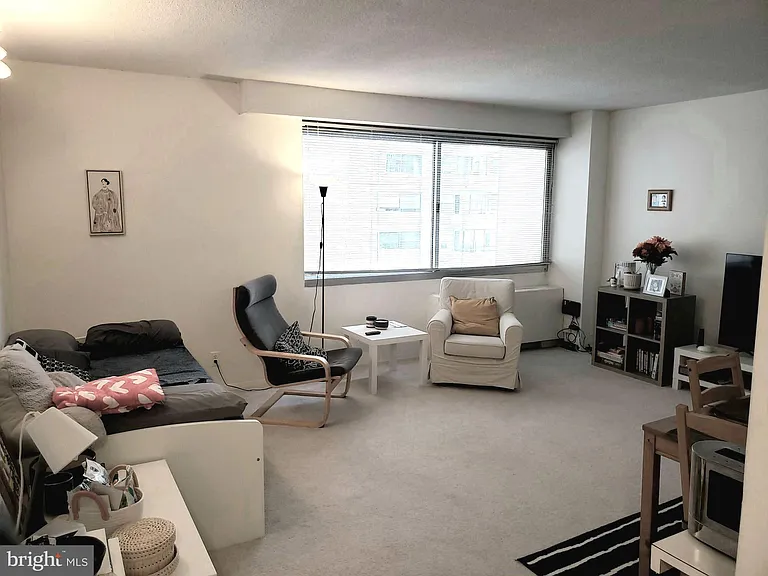4515 Willard Ave #1021S — Photo 7