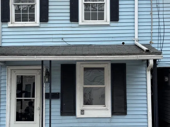 362 S 3rd St, Columbia, PA 17512