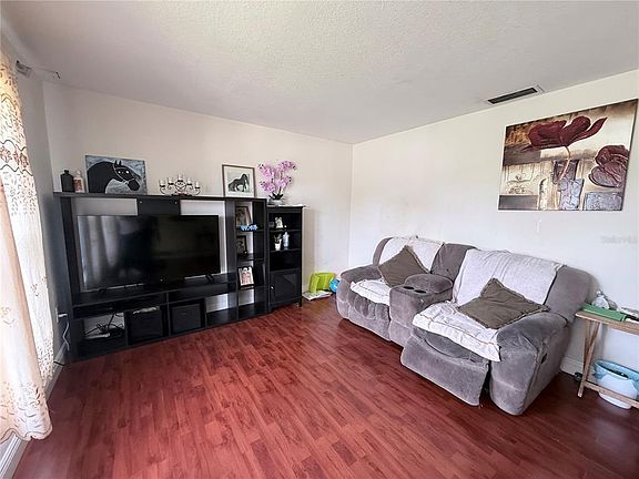3rd image of 1824 37TH STREET