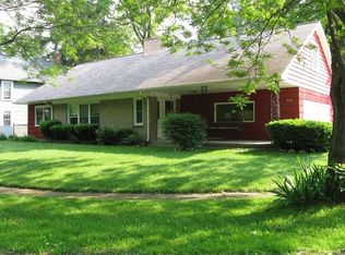 345 Shorehaven Dr, Erie, PA 16505
