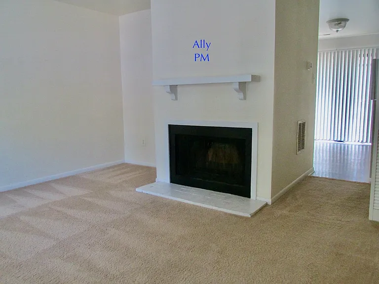 1822 Charles Ct #1 — Photo 5