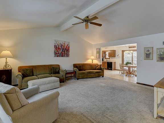 3rd image of 2545 Fossil Stone Rd