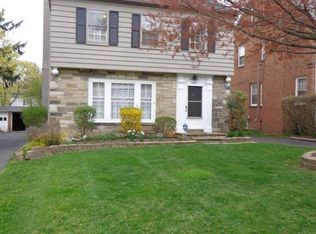 3609 Glencairn Rd, Shaker Heights, OH 44122