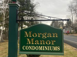 2 Morgan Mnr APT 6, Lenox, MA 01240