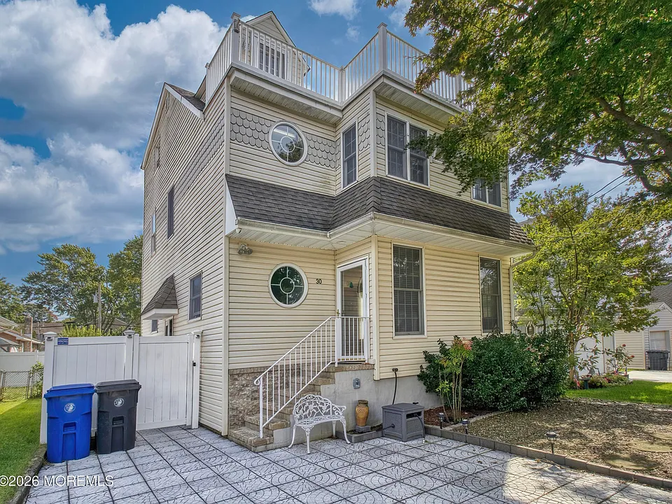 30 Gladney Ave