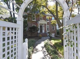 630 Colonial Ave, Pelham, NY 10803