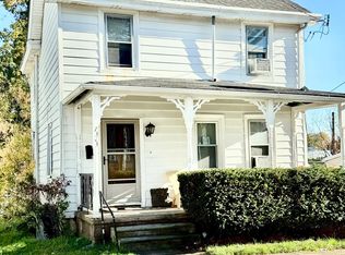7323 School Ln, Elkins Park, PA 19027