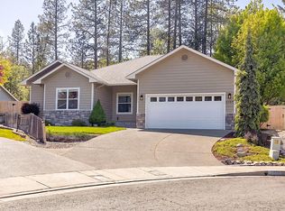 2737 SW Trinity Way, Grants Pass, OR 97527